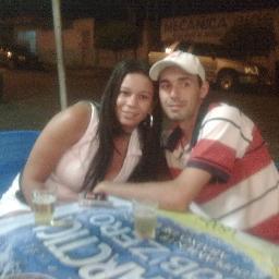 MUITO BEM CASADO,CORINTHIANO E MUITO FELIZ........