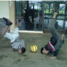 educateyoursfid's profile picture. 