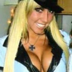 VeronikMeszaros's profile picture. american born Magyar