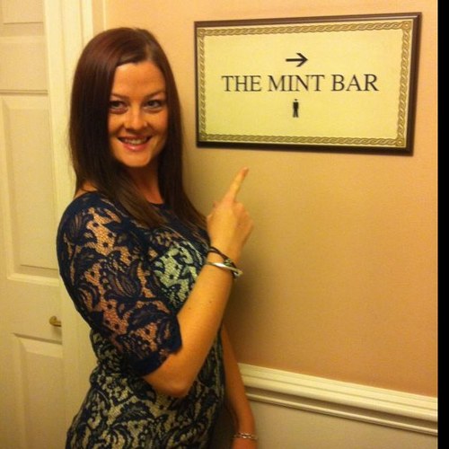 Minty_G's profile picture. Married, bookkeeper, experimental cook, handbag & shoe fanatic.