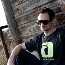 windsurfing & journalist, studied Geography & Sports
