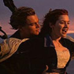 Aqui você encontra,letras de músicas,frases,pensamentos,tudo que refletem nossos sentimentos,Me Segue??Vale a pena,um pouco de romantismo é sempre bom =]