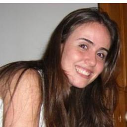 Sou uma pessoa que adora festa,viagens e saber o que está acontecendo no mundo.