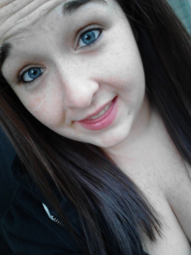 Danielle Arlene. 20. #NoH8 #TeamFollowBack #TeamNoSleep #TeamThick (; #TeamCapricorn