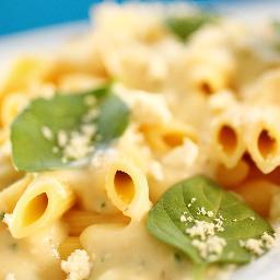 Pasta za zube je fast food restoran kome su specijalnost paste. Koncept se sastoji iz 3 koraka za 3 minuta: odabira testenine, sosa i priloga.