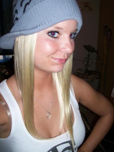 look at my dirty profile http://t.co/LtGiXUp0JM