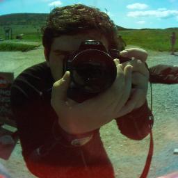 LukStanek's profile picture. Blázen do Motorsportu, smartphonů a podobných hraček a zároveň amatérský  fotograf  :), v neposlední řadě pilný student informatiky .