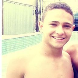 15 anos , Palhaço ,  @HDelmazzo ,