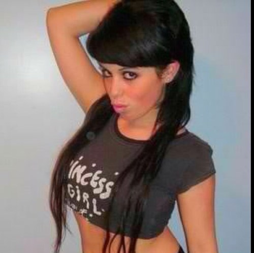 Love partying.....meeting new ppl....&& having the best time of my life ... #iDGAF #TeamScorpio #iFollowback