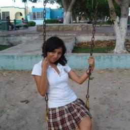 AlejandraEspad1's profile picture. 