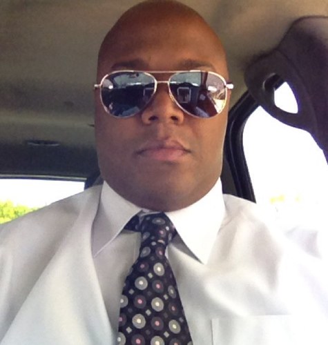 icecoldholmes's profile picture. 