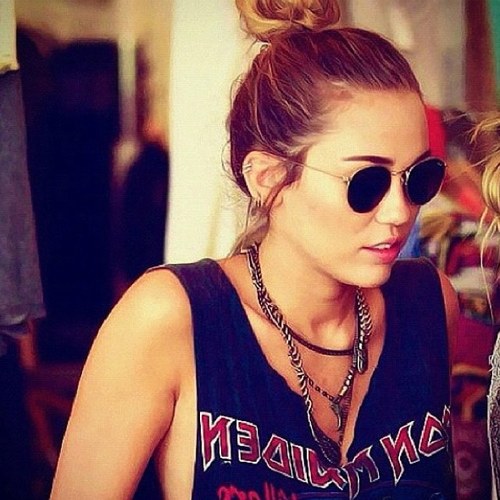 TeenagersLifee_'s profile picture. Hi I'm Nicki.
       ∞basically i tweet about life∞