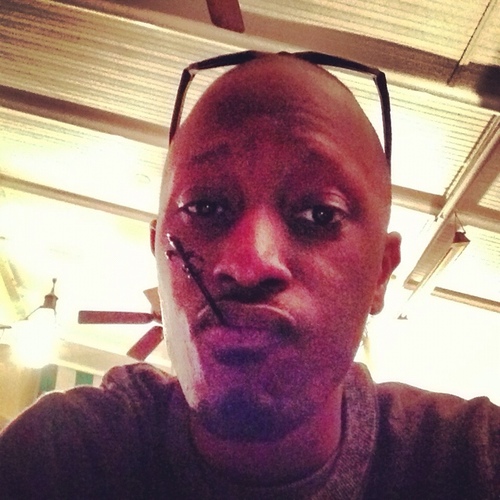 Iphone_CEO's profile picture. #disneycast
#Apple
#justlivinlife