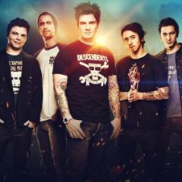 Fã clube dedicado a @bandastrike. Since;27/10/2012: Dona:@BiancaTrindade4 Ser fã vai além,de qualquer coisa....