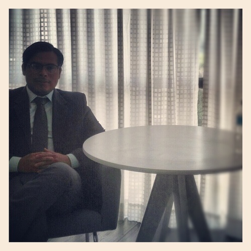 LopezNelio's profile picture. ... que la muerte pierda su asquerosa y brutal puntualidad, pero si llega puntual no nos agarre muertos de vergüenza