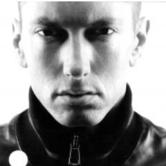 Criado dia 31/05/2011 Twitter para a citação dos versos do Rei ( @Eminem ) & outros rappers | Obs: Frases sem o Hashtag #Eminem não serão do Rei.