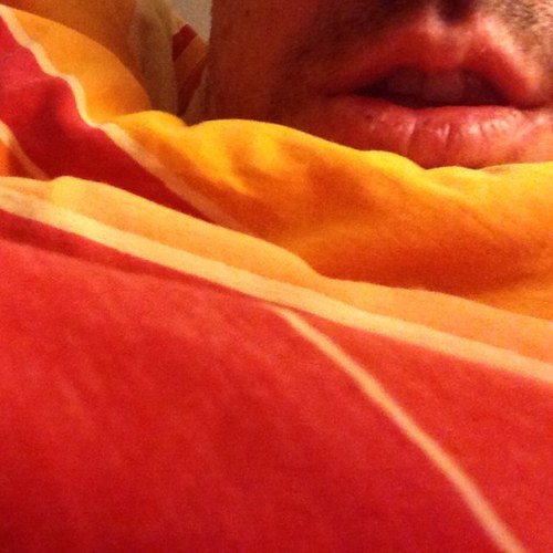 HairyDia's profile picture. Nicht folgen! ich weiß den Weg auch nicht, aber ich habe vor auf dem Weg zu grinsen.