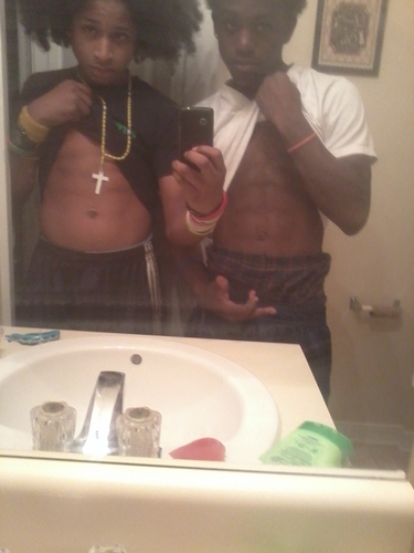 me an jay jay be living dat famous life sb