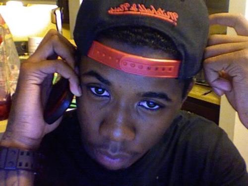 i play basketball n football n i love talkin wit girls n freestylin if u hatin on me i dont give a fuck cuz  u motivation me
