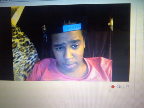 Mention me For a followback....  #Teamsharks  #TeamBrizzy.   #TeamFollowback if u want a 100% followback mention me