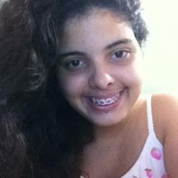 Eu sou só uma menina que voltou a ver estrelas. E que repete, sem medo e sem fim (…) Estrela, estrela, estrela. Zilhões de vezes.