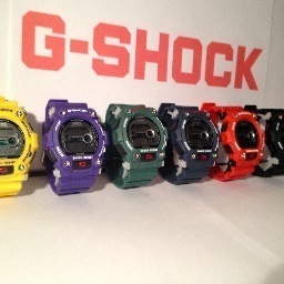 G-SHOCK Nijmegen verkoopt de stoere replica modellen van het merk G-SHOCK. Verkrijgbaar in diverse kleuren voor slechts €29,99 per stuk.