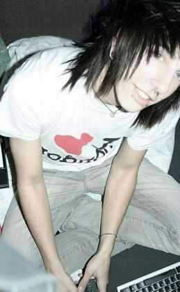 18/ straight/ single/ dats it nig