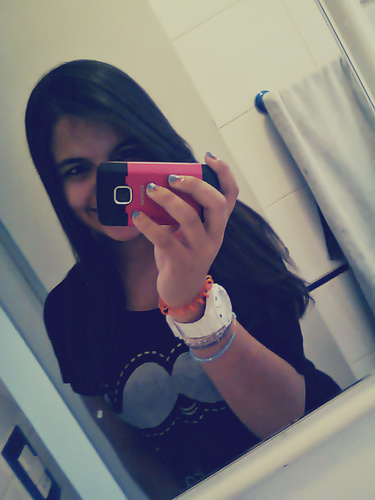 Quem se descreve , se limita (;