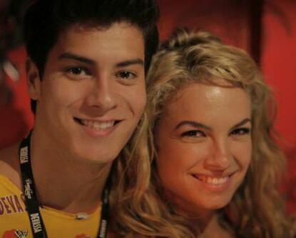 Lovee__LuaB's profile picture. Tarde demais pra te esquecer... Cedo demais pra te largar! ♥ @Lua_Blanco Dona: Lari sonho realizado dia 30/11/12