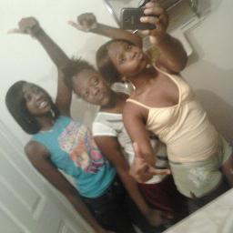 #TAURUS F.A.M BITCHH #SmashTeamFam ((: Follow myy sexyy ass sis @KUSH_befoeSEX , @LickMy_THICK fREE #TURN UHPPP
YESS SIRR IFOLLOW BCK !