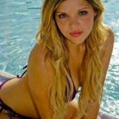 bitchygirl6666's profile picture. If your a bitch, follow me
• im a bitch(; •