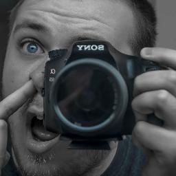 Big D Photography 
Photoshoots, Music VIdeos, Documentaries 

http://t.co/fCFgGBsw