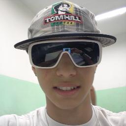 ignore , melhor ficar em silêncio, do que descer de nivel