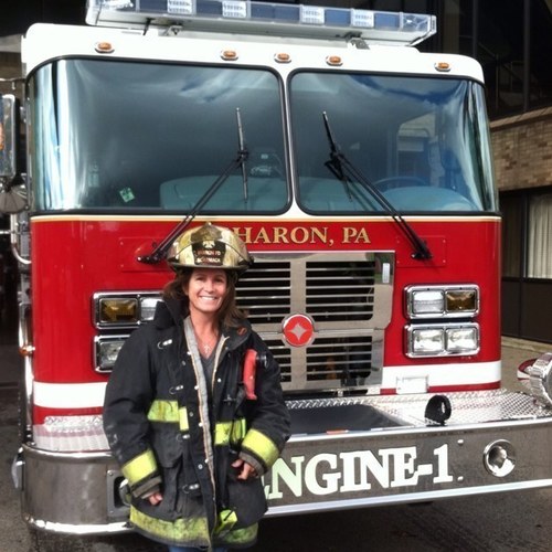 mommafeen's profile picture. Rejoice in the Lord always. I shall say it again: rejoice! :)