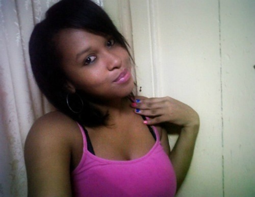 Candiikisses13's profile picture. Let's jus say I'm da fair kinda chick... Follow me & I'll follow u!! :]