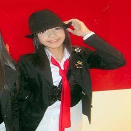 A parody acc of Lalice (a member of YG's upcoming girl group)