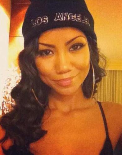 JessikaSelene's profile picture. Follow me & ill show you the rainbow ;) #Teamlesbian #TeamHippie #Teamtaken