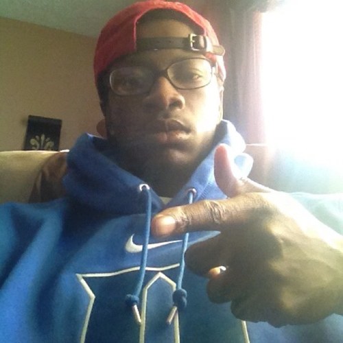 I Aint The Realest Nigga But I'm One Of Them #DOLO Dream Or Lose Out... Follow Me On InstaGram: @Shhh_Feds_Watching