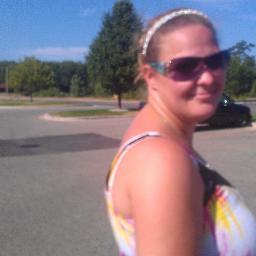 Walking Dead fanatic,Artist,writer,parent,Hard core Lette,and luv fun