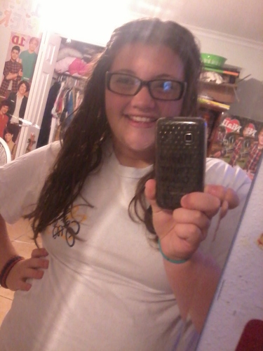ZAC MANN :) ...I LOVE IM5 ( dana,dalton,cole,gabe,and will) and im a MAHOMIE!! 5er forever!! :)