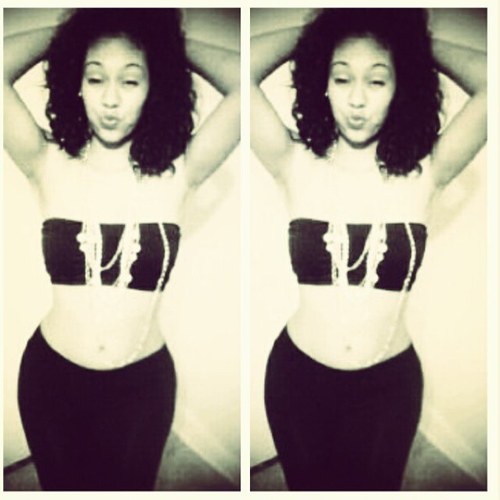 No BIO Needed ; Fuck With My Follow Button , She A HOE #TeamLesbian My Twifey - @RiKkAaRollie_ She Fine Af Tho : )