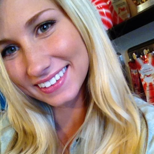 mandaajohnsonn's profile picture. 