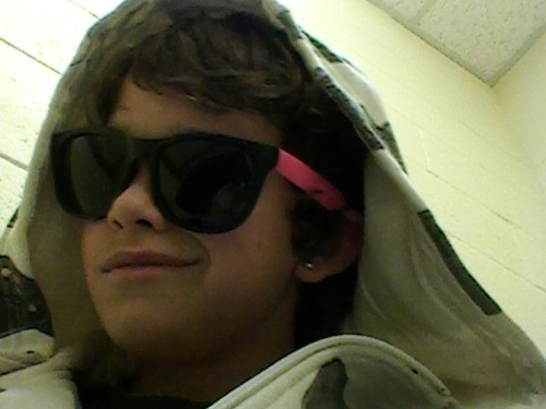 tylerm159's profile picture. i like to smoke weed but im not a bad person :p