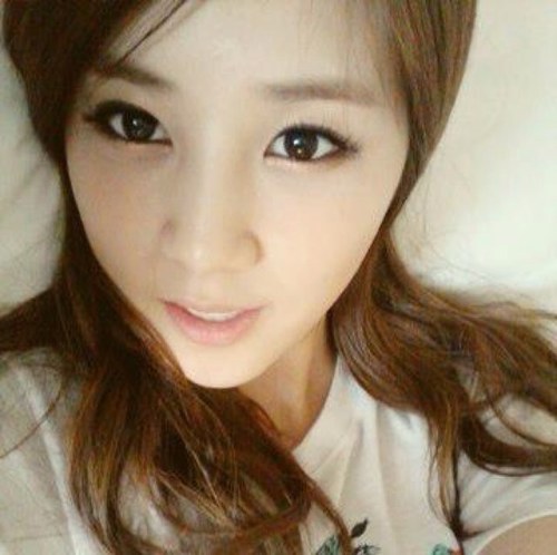 팬더 안녕! 여기 Chorong! 이건 내 개인 통장 것은 이렇게 날 따라 해봐요! :)