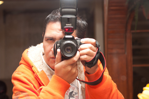 Ing. en Sistemas de profesión, Fotografo de Hobbie, con un futuro en la fotografia mas que hecho!