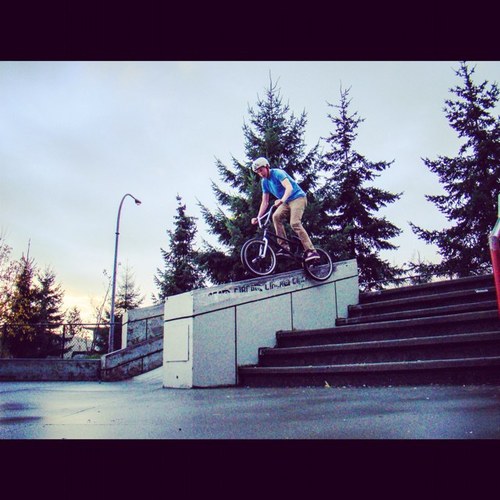 nothing better than biking and chilling with friends