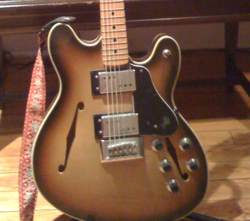 fretbuzzdotnet's profile picture. 