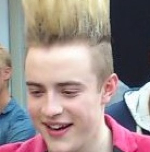I'm a crazy #jedhead who love @planetjedward and @DavidHours :)
Follow back #jedheads :)