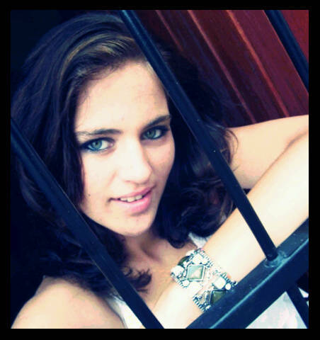 riathavz's profile picture. I do what makes me happy!!♥ don't judge me before you don't know me!!