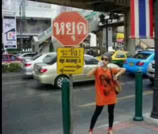 Jng memberi harapan klu hanya untuk mempermainkan....jng memberi jwban klu cuma krn kasihan